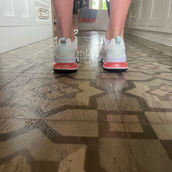 Nike women’s air max 270 react “pale ivory/summit white” - Picture 6 of 8